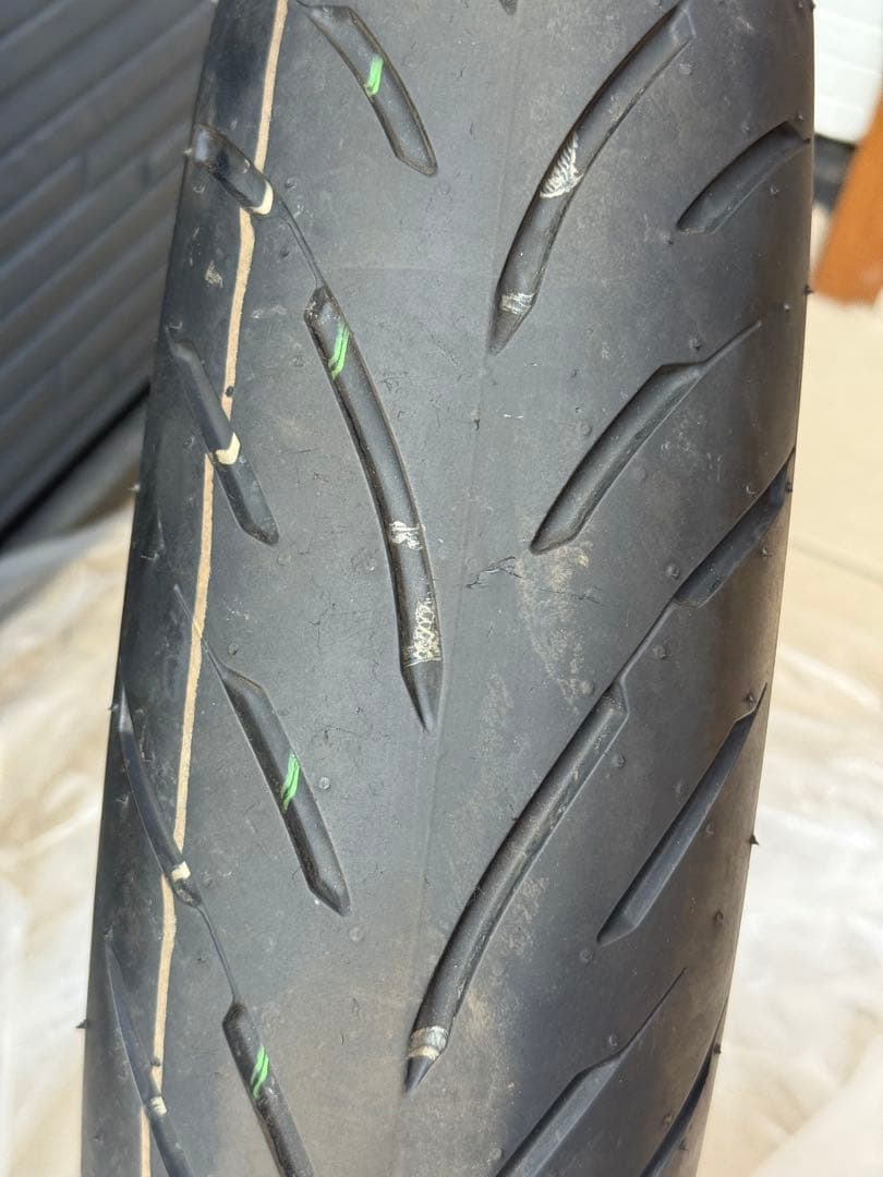 なおZ900RS純正ホイールゴールド