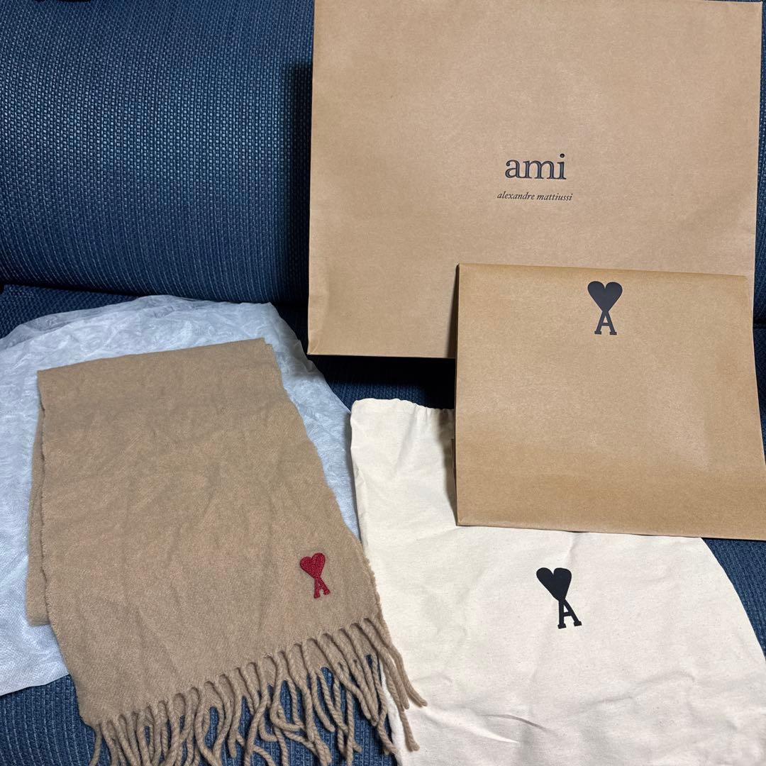 アミパリス マフラー ハート刺繍付き