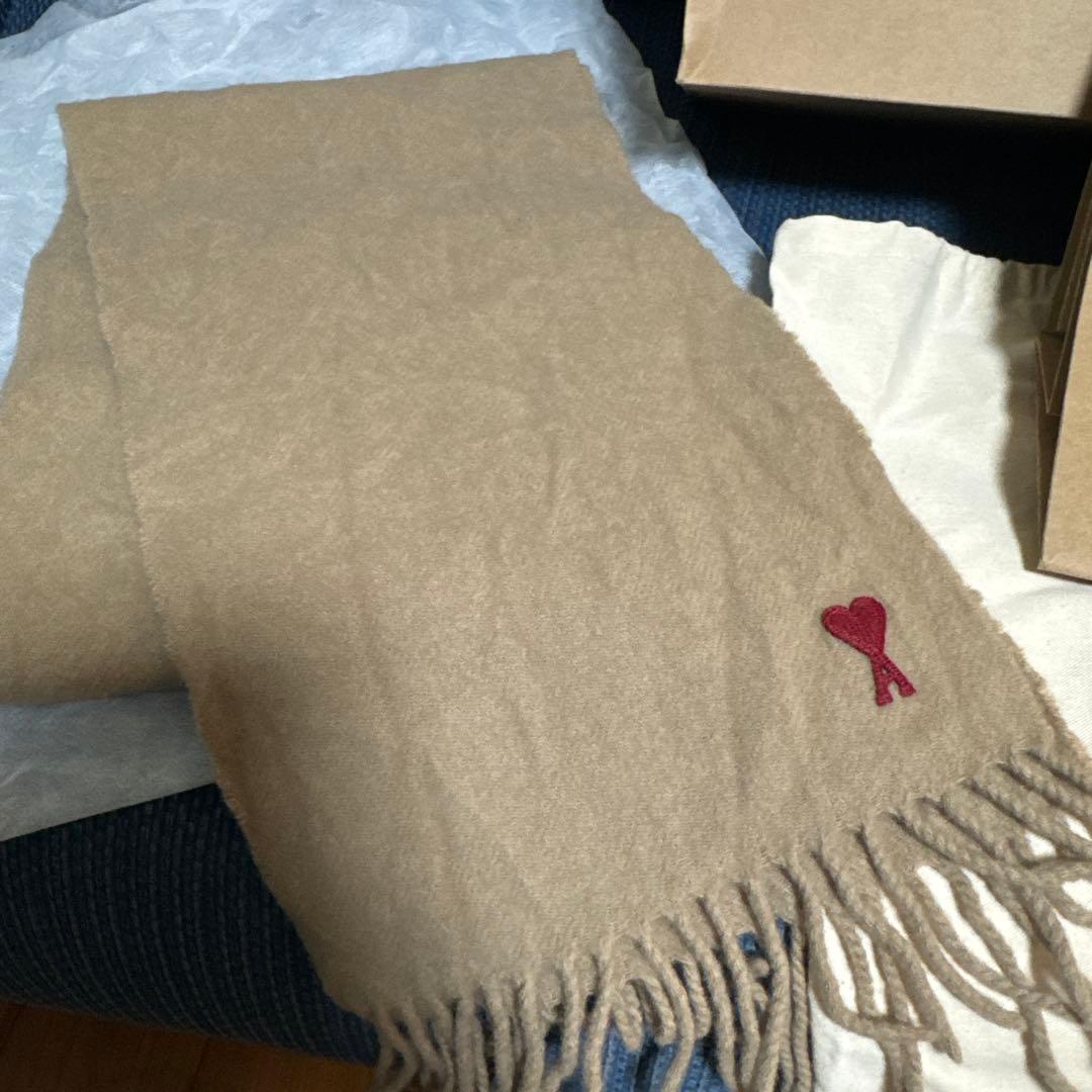 アミパリス マフラー ハート刺繍付き