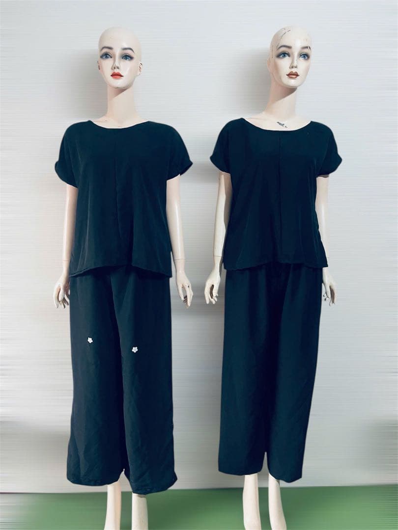 ぎど　ワンピース　Lサイズ　黒の長袖ワンピース（紐でしばる物）