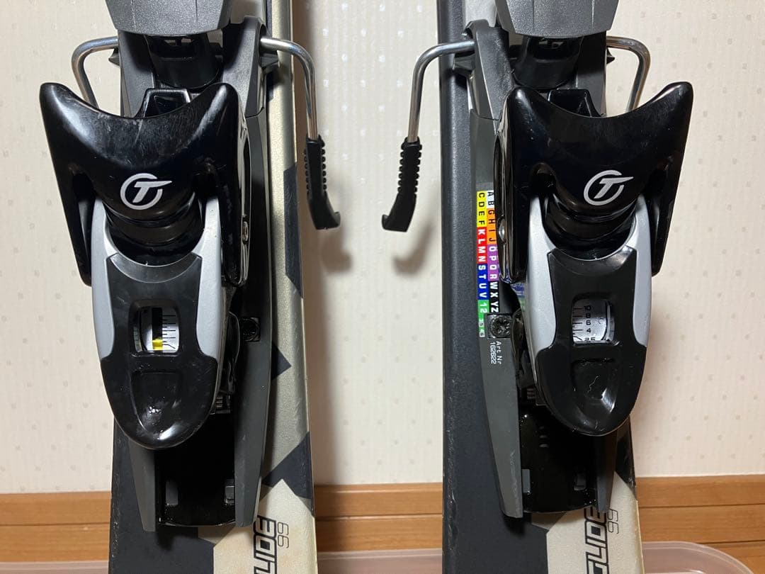 ケスレー　KASTLE ショートスキー　ツインチップ