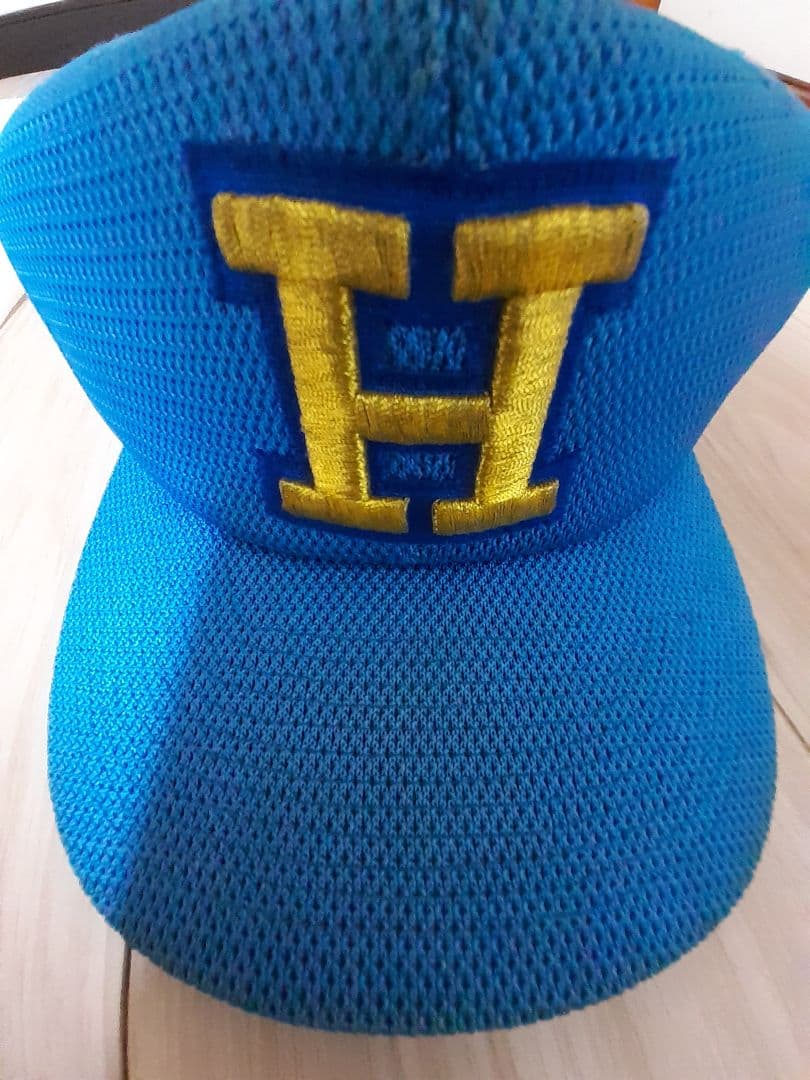 花咲徳栄高校　ユニフォームとキャップのセット 　高校野球