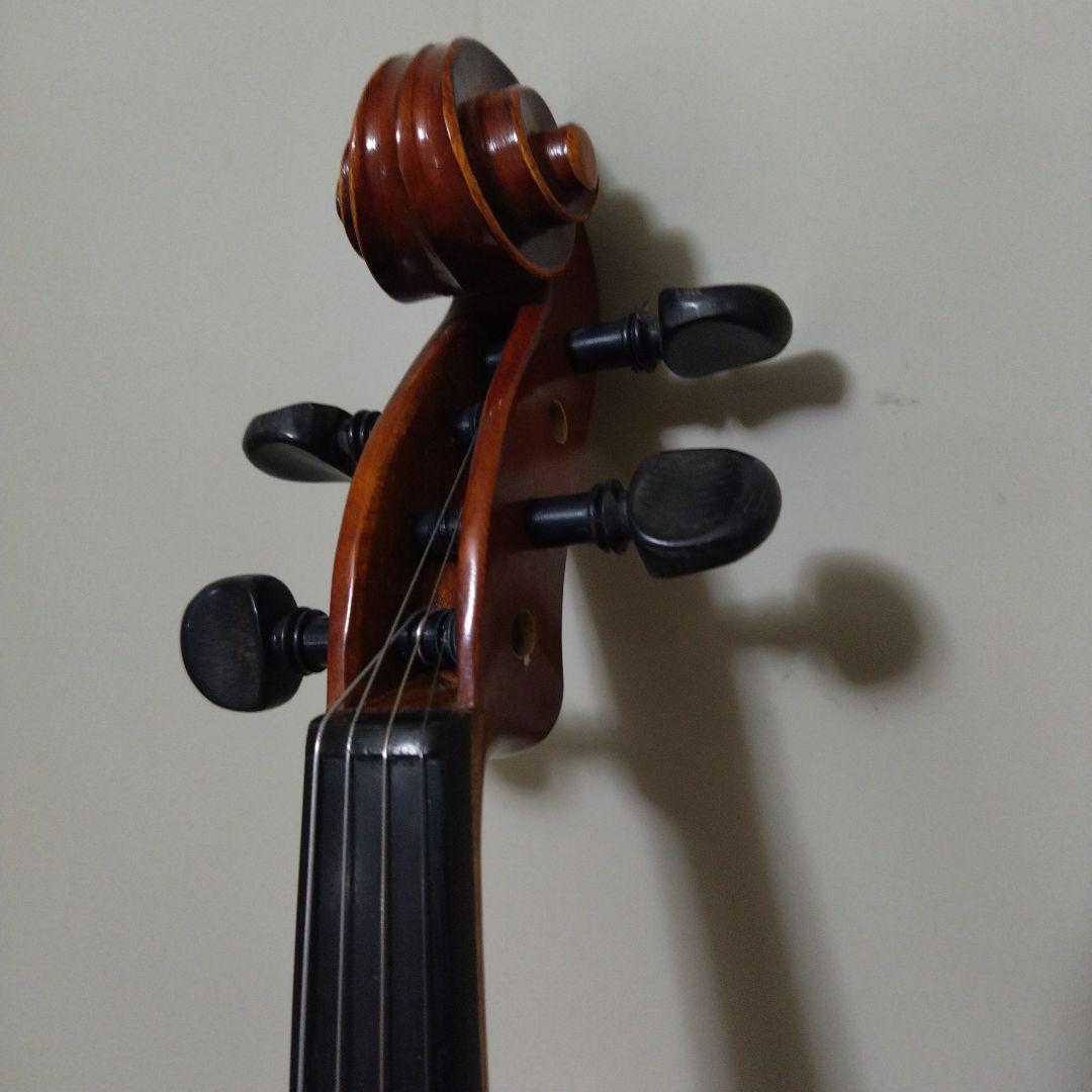 ♥大幅値下しました♥スズキバイオリン4/4♥品番240弓、ケ―ス、松脂、調弦笛付