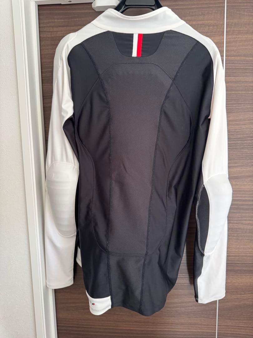 クシタニ　プロテクター入り