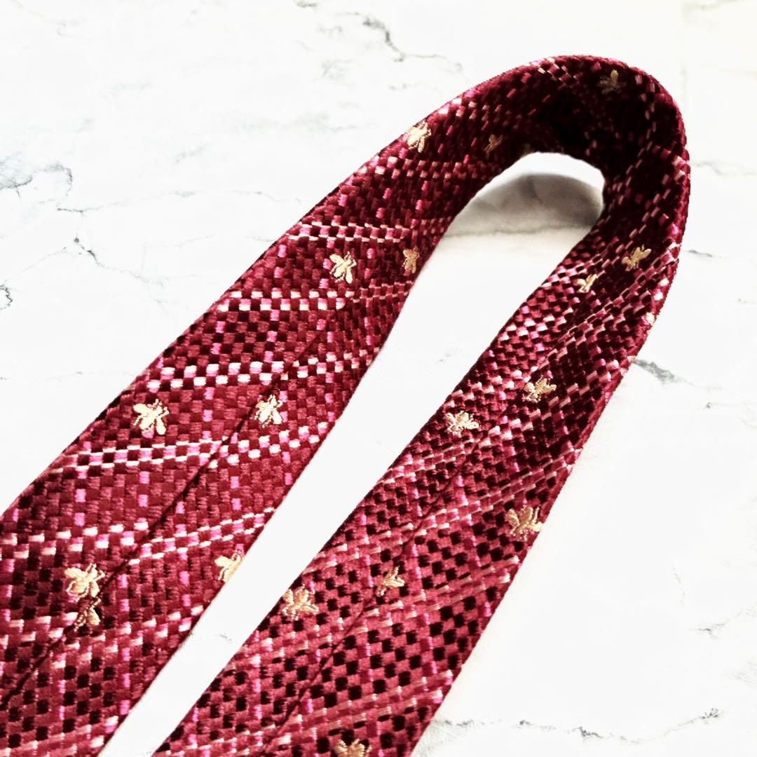 ✨未使用クラス✨GUCCI 現行　蜂　総柄　格子柄　ドット柄　レッド　ネクタイ