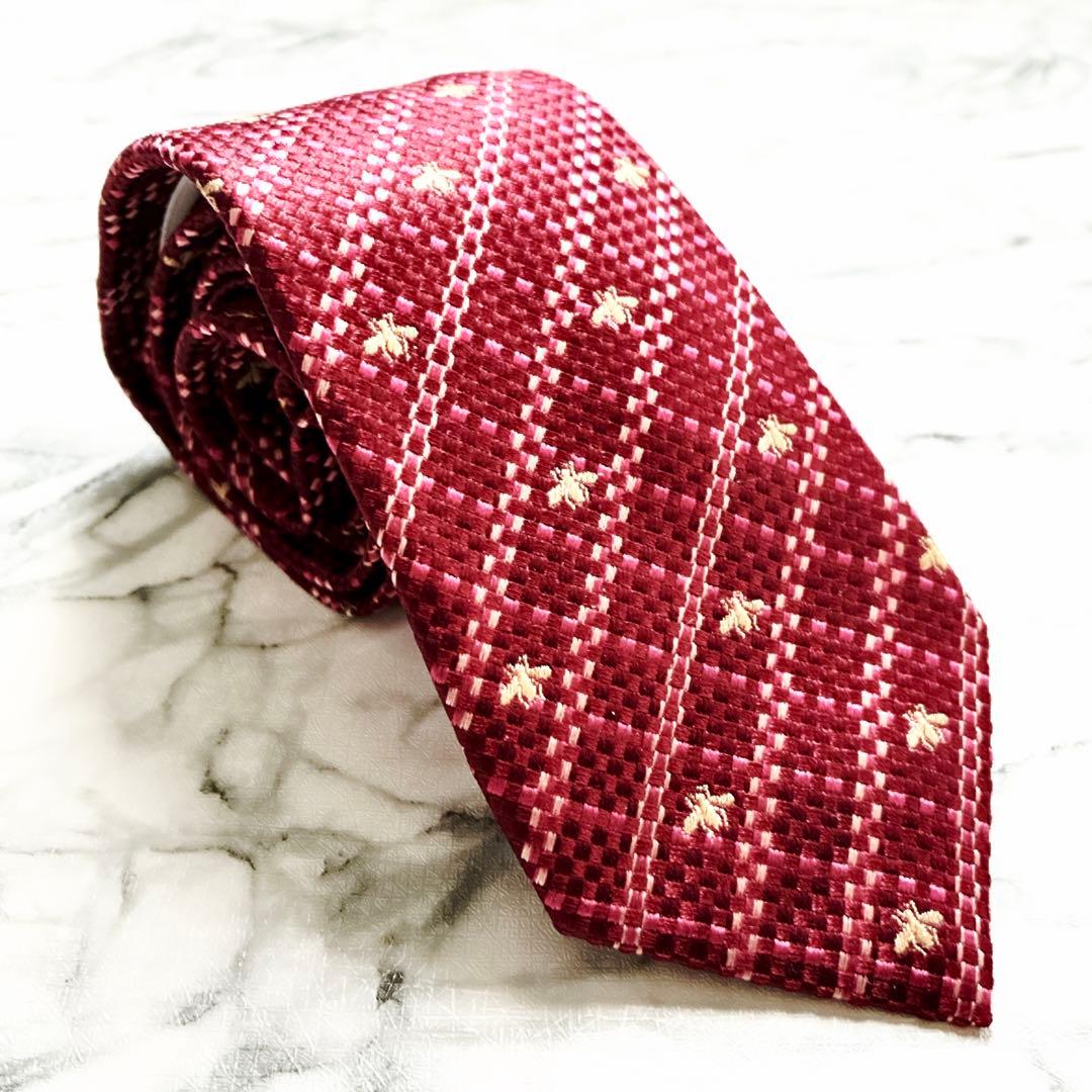 ✨未使用クラス✨GUCCI 現行　蜂　総柄　格子柄　ドット柄　レッド　ネクタイ