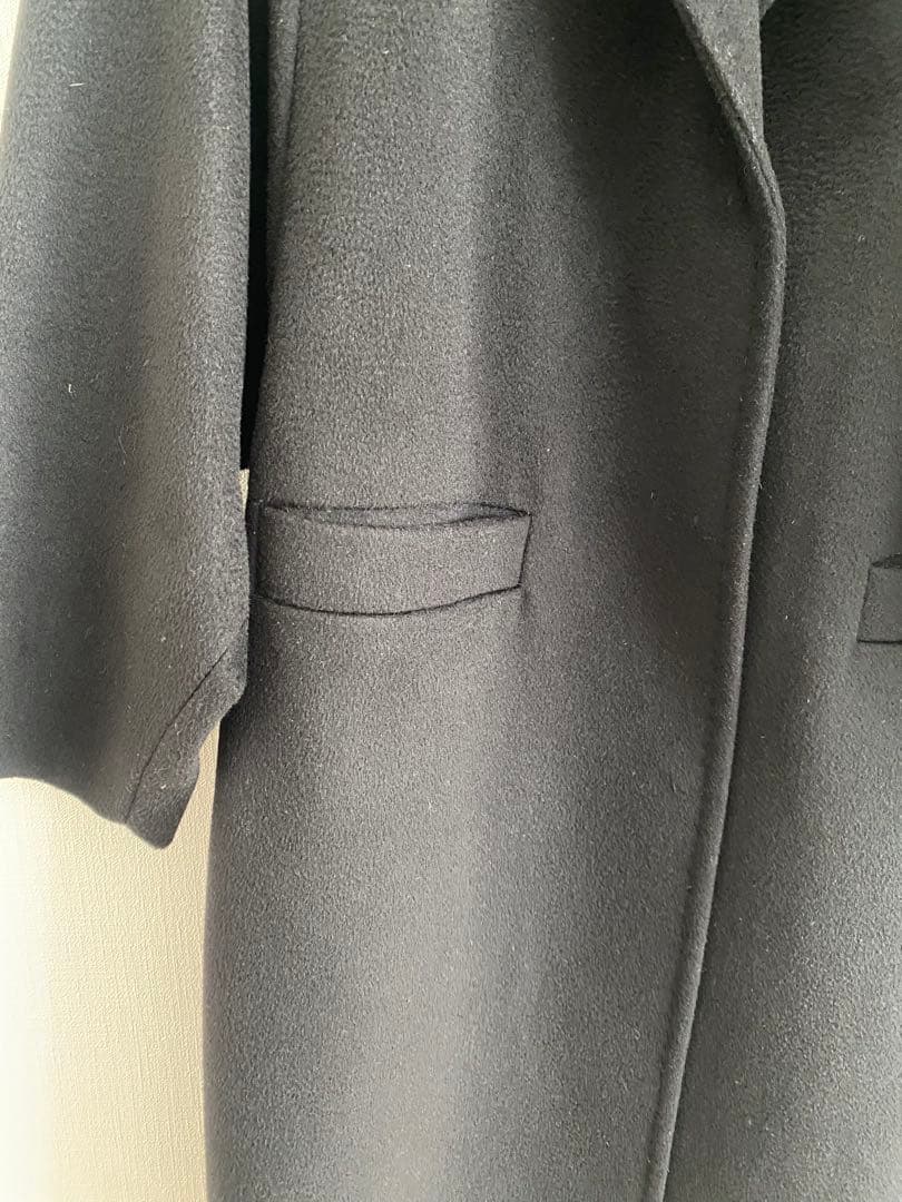 美品　MaxMaraStudioバージンウールコート　黒