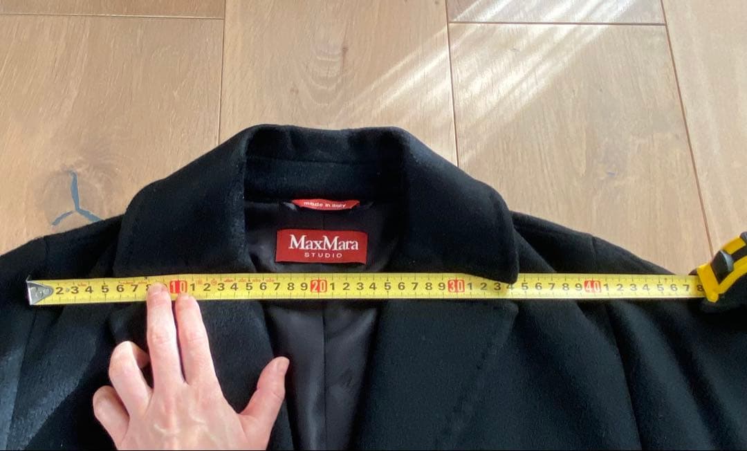 美品　MaxMaraStudioバージンウールコート　黒