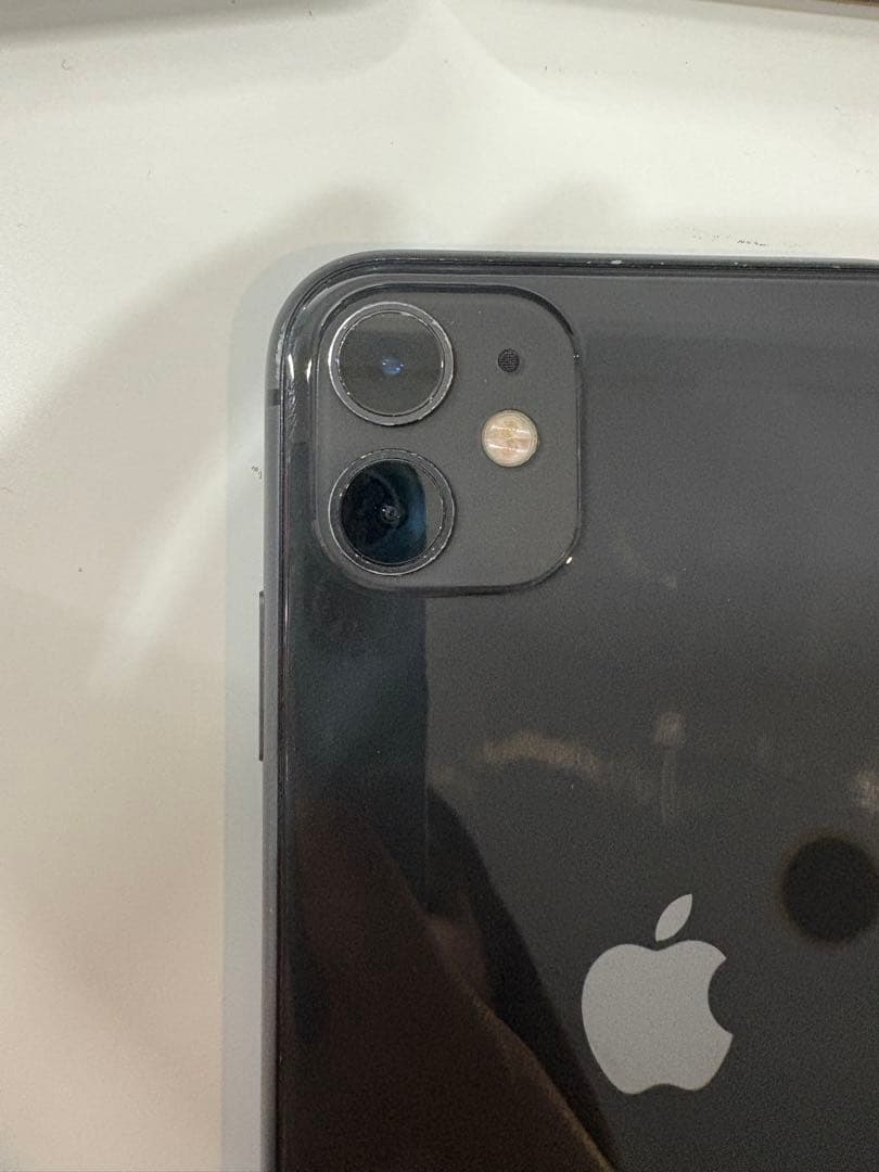 iPhone11 ブラック　64GB