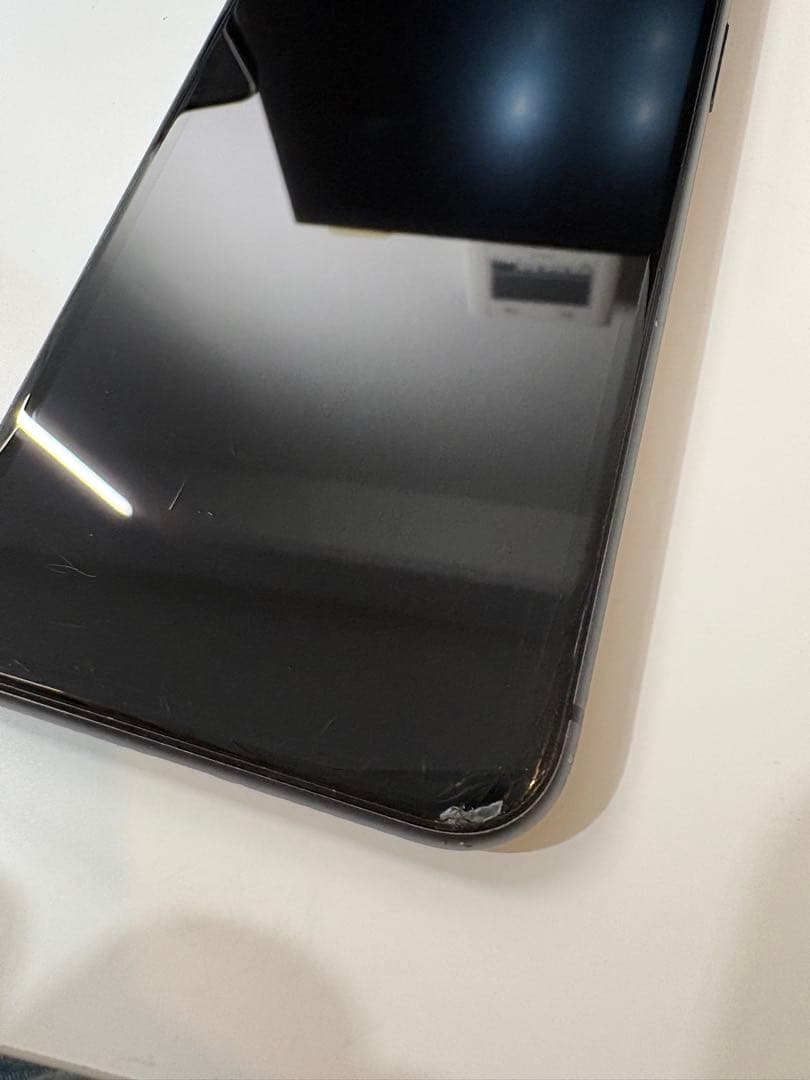 iPhone11 ブラック　64GB