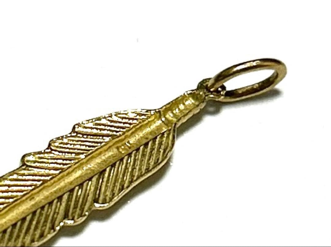 フェザー 18金無垢 ペンダントトップ ハンドメイド K18