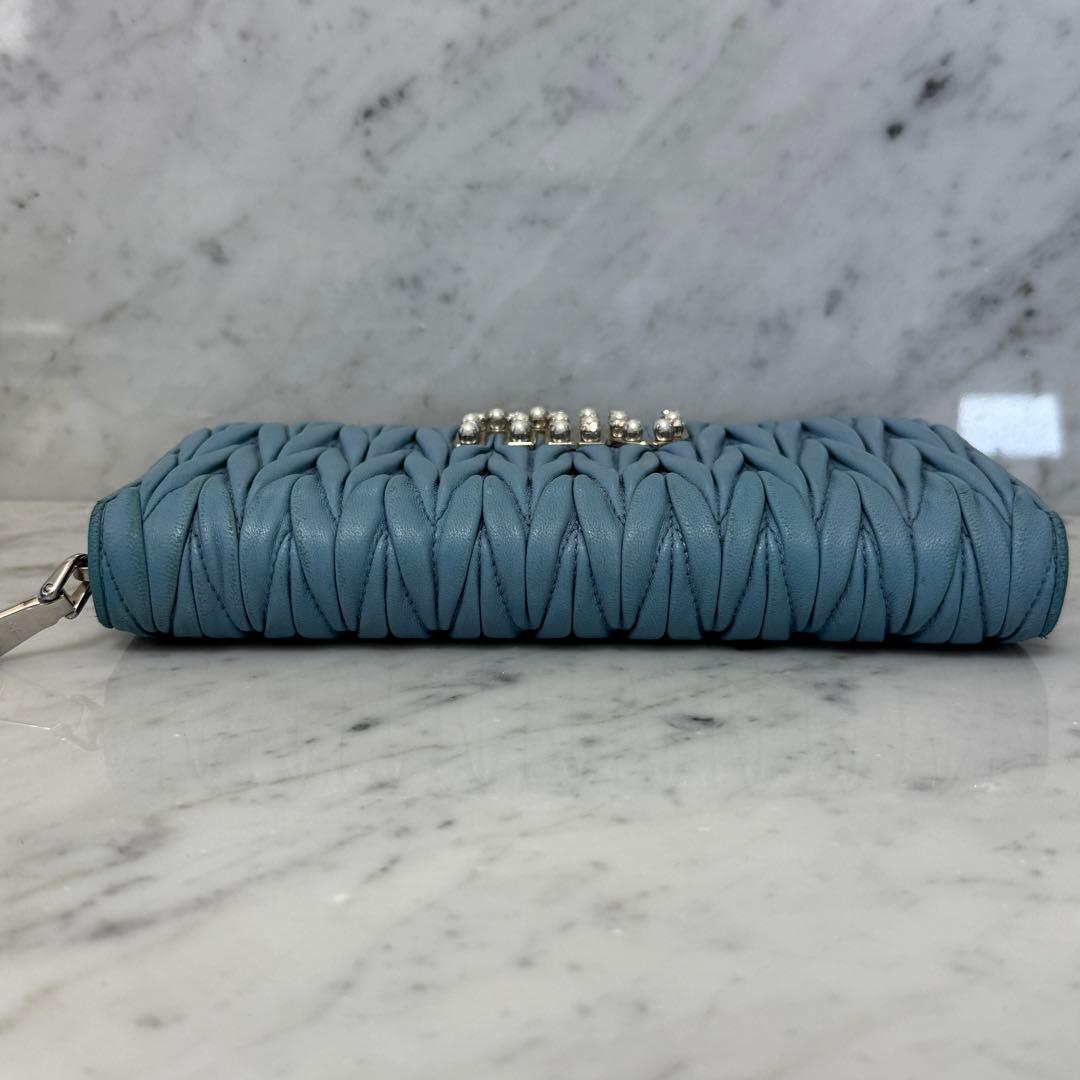 MIUMIU ミュウミュウ 長財布 本革 レザー マテラッセ アストラーレ 水色