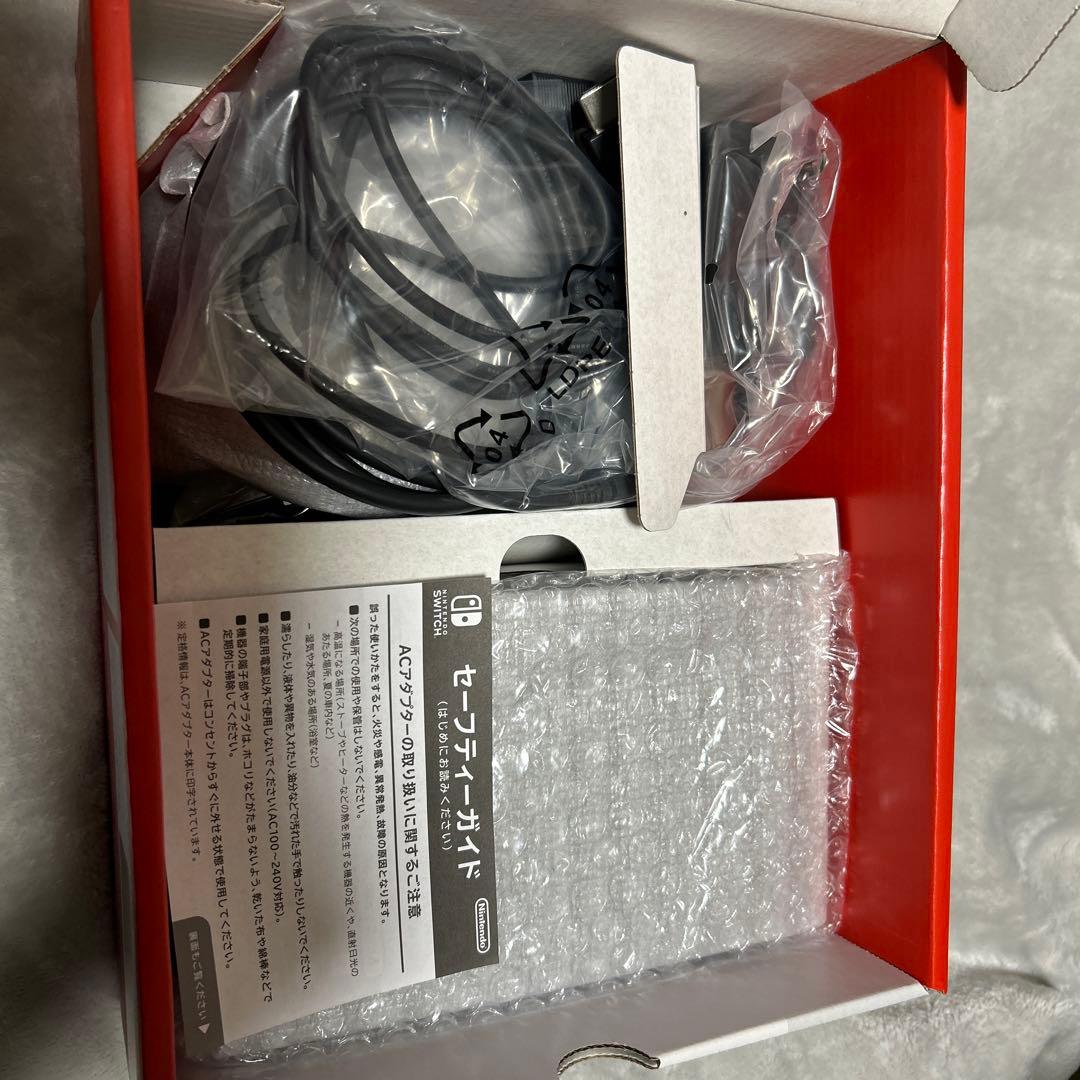 美品⭐︎Nintendo Switch 本体 赤/青