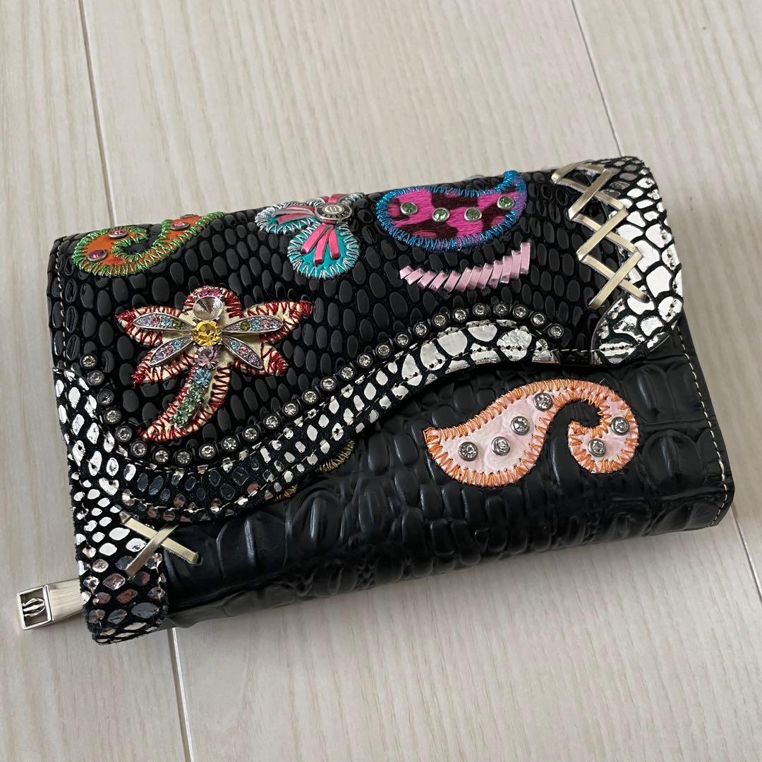 未使用品☆MICHELANGELOミケランジェロ☆ 刺繍ビーズ装飾 三つ折り財布