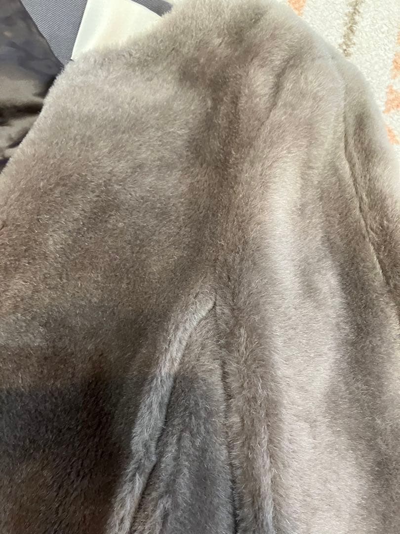 はなはなさん専用　新品未使用自由区ウールムートングレー ショートジャケット38