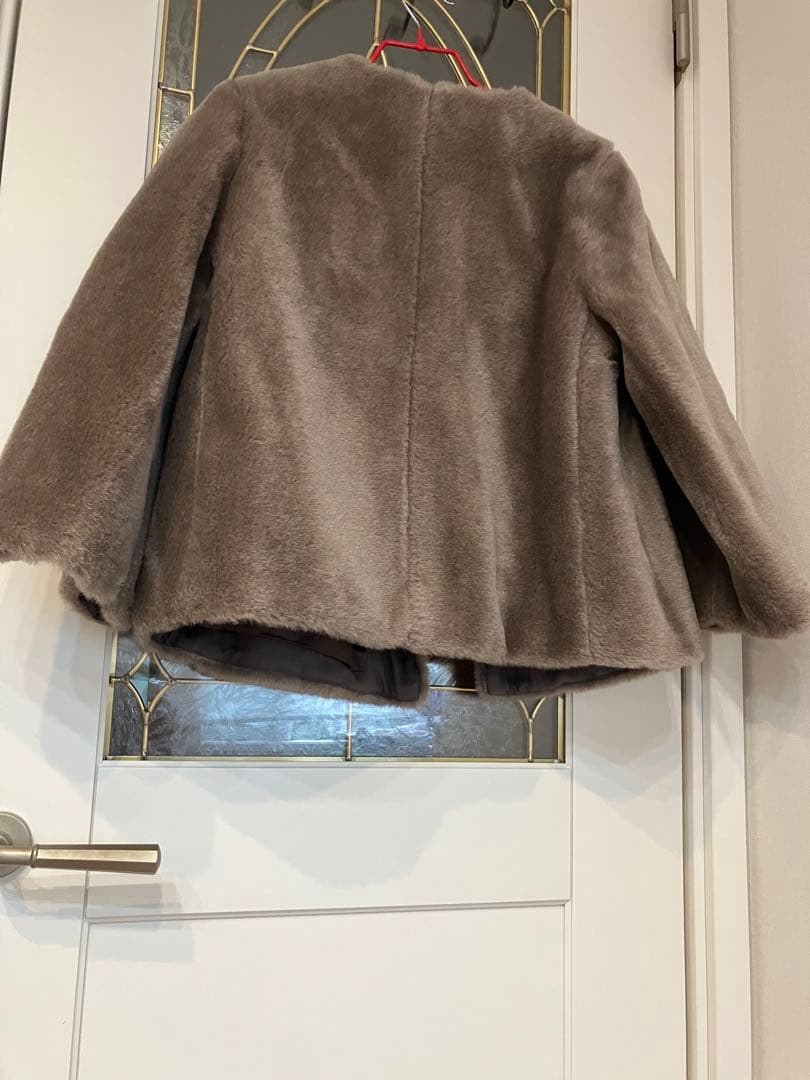 はなはなさん専用　新品未使用自由区ウールムートングレー ショートジャケット38