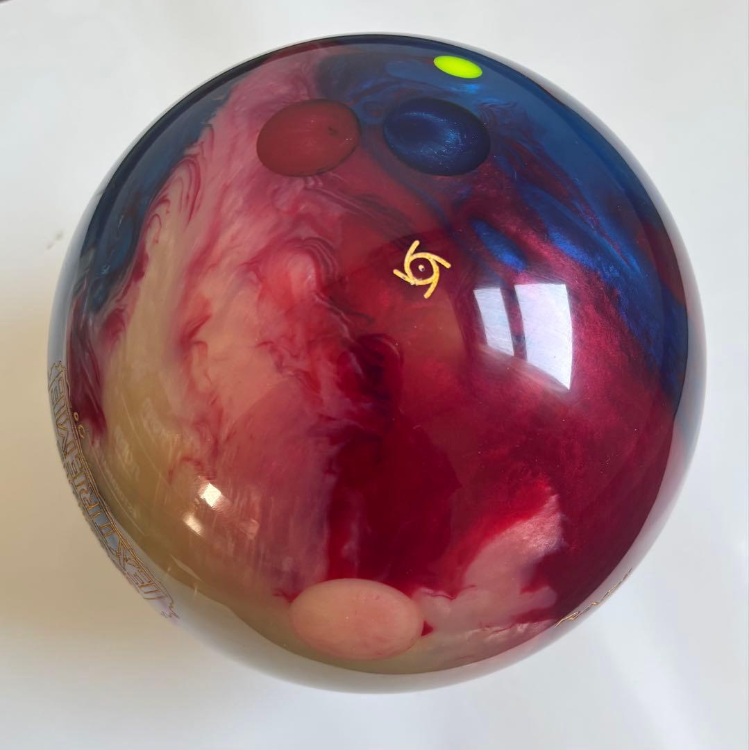 コードエクストリーム　15.2ポンド　ボウリングボール　ストーム　プラグ済