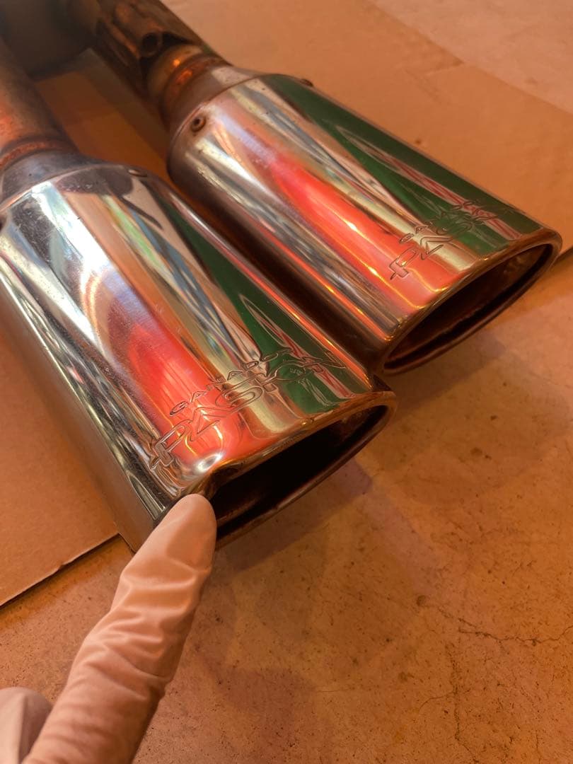 プリウスα マフラー　ガナドール