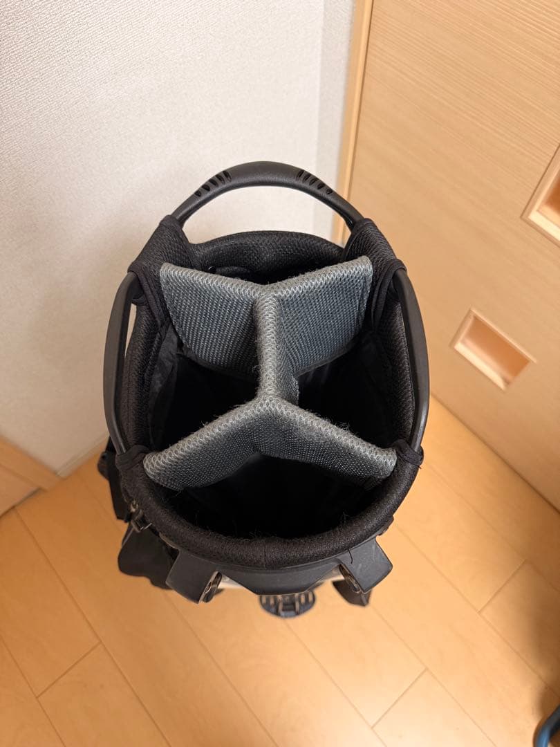 テーラーメイド キャディーバッグスタ ンド式　9型　メンズ　⭐︎最終値下げ