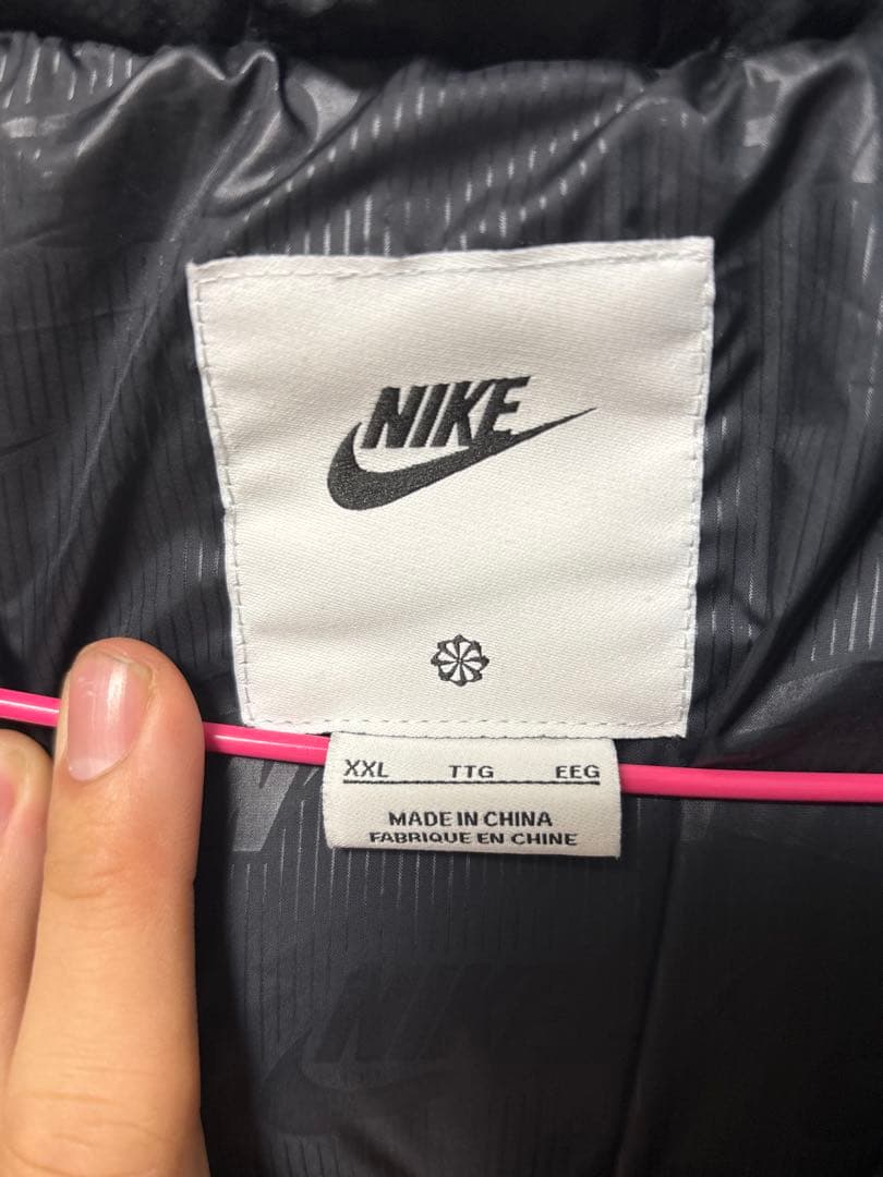 Nike ブラック ダウンベスト　XXLサイズ✨