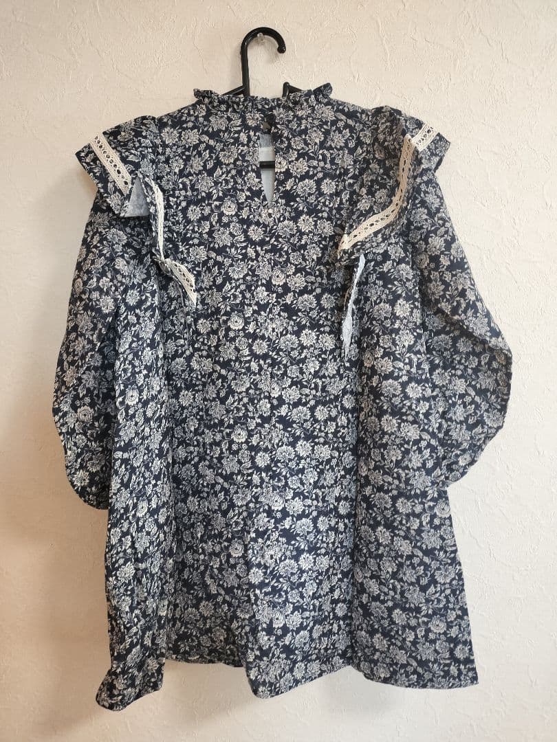 【新品】the new society 花柄ワンピース 8y