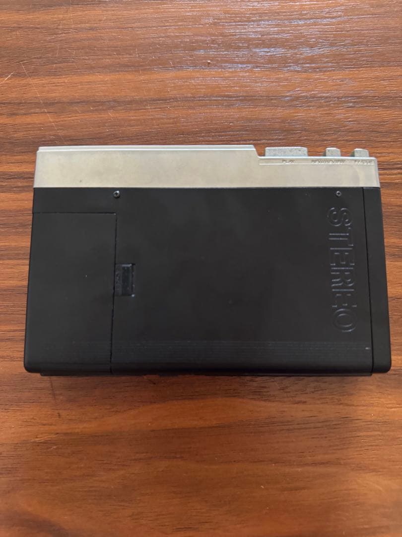 SONY ウォークマンデラックス　ステレオ カセットプレーヤー