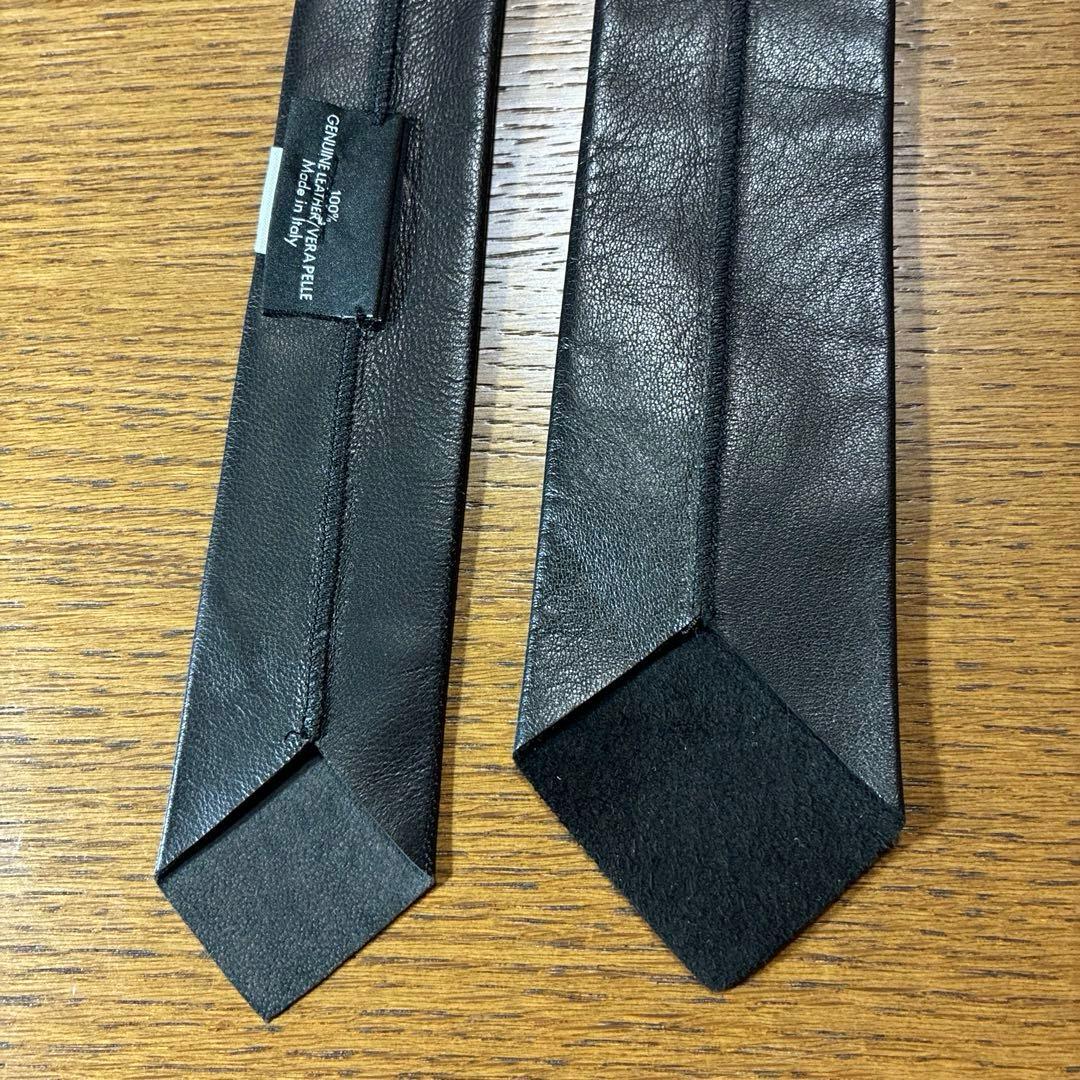 GUCCI グッチ 革ナロータイ