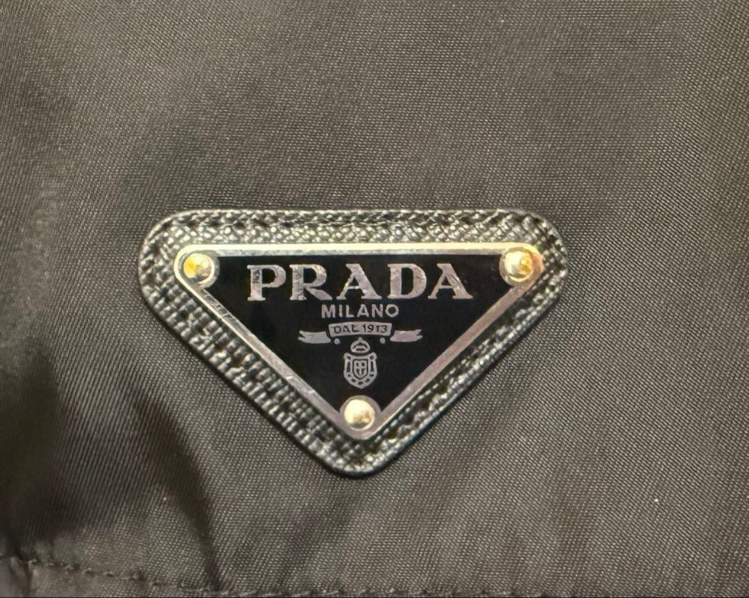 PRADA Re-Nylon ショートパンツ