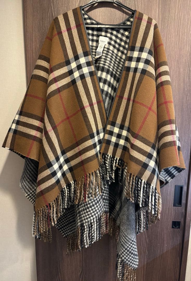【美品】BURBERRY リバーシブル　ポンチョ　ケープ