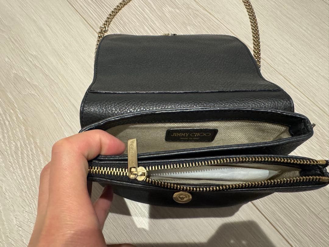 JIMMY CHOO ブラックショルダーバッグ