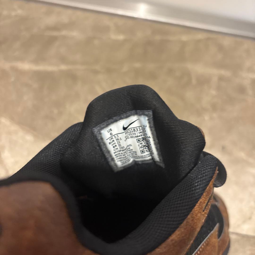 Nike Air Max muse emmiコラボ 茶色