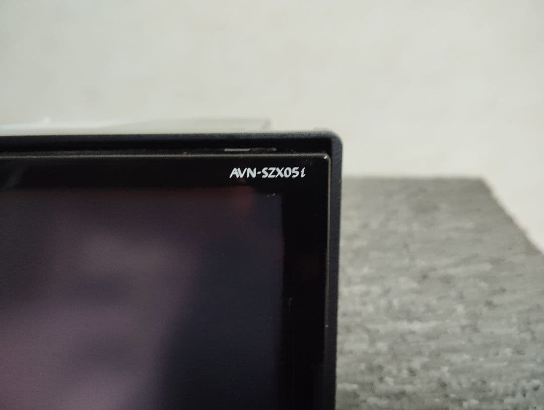 9インチナビ　　 イクリプス AVN-SZX05i 地デジナビ/DVD