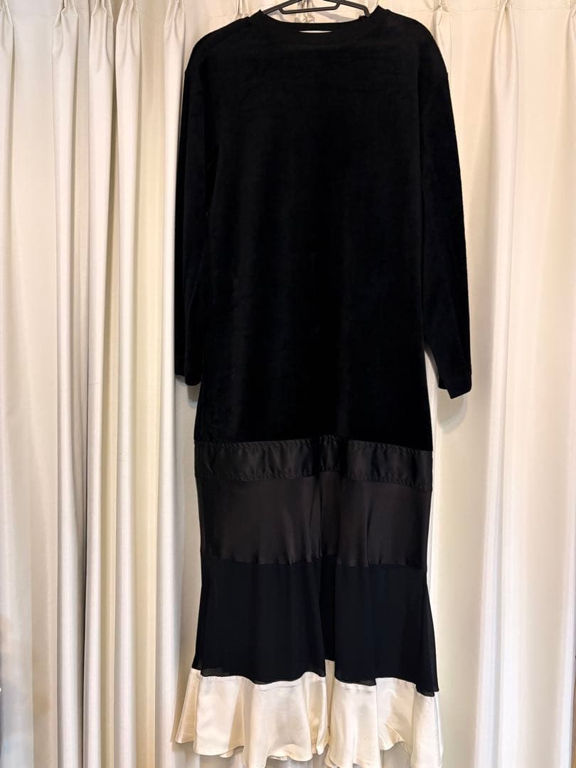 ＜TOGA PULLA＞ベロアワンピース　レイヤードデザイン ワンピース