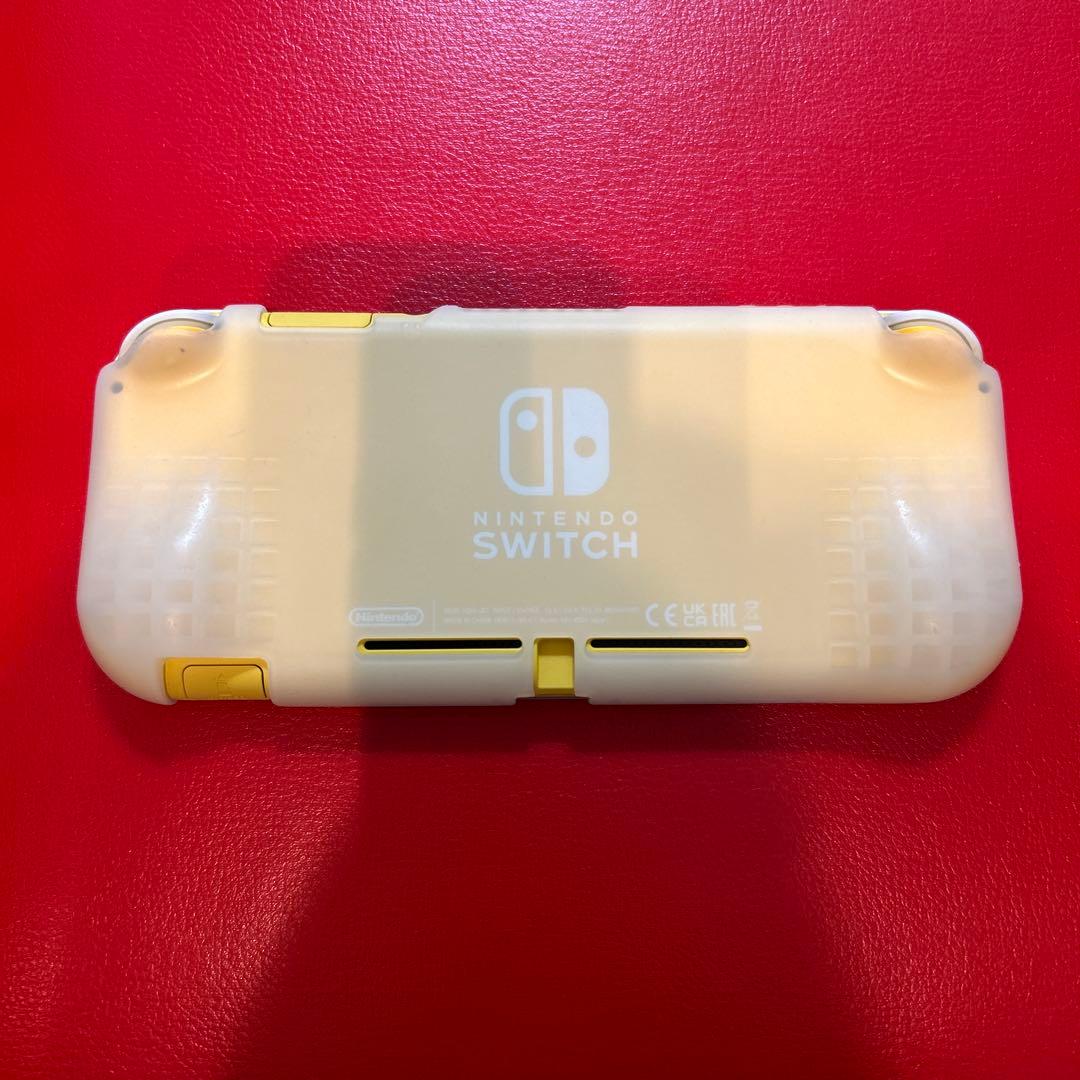 Nintendo Switch Lite イエロー　持運びケース、ソフト2つ