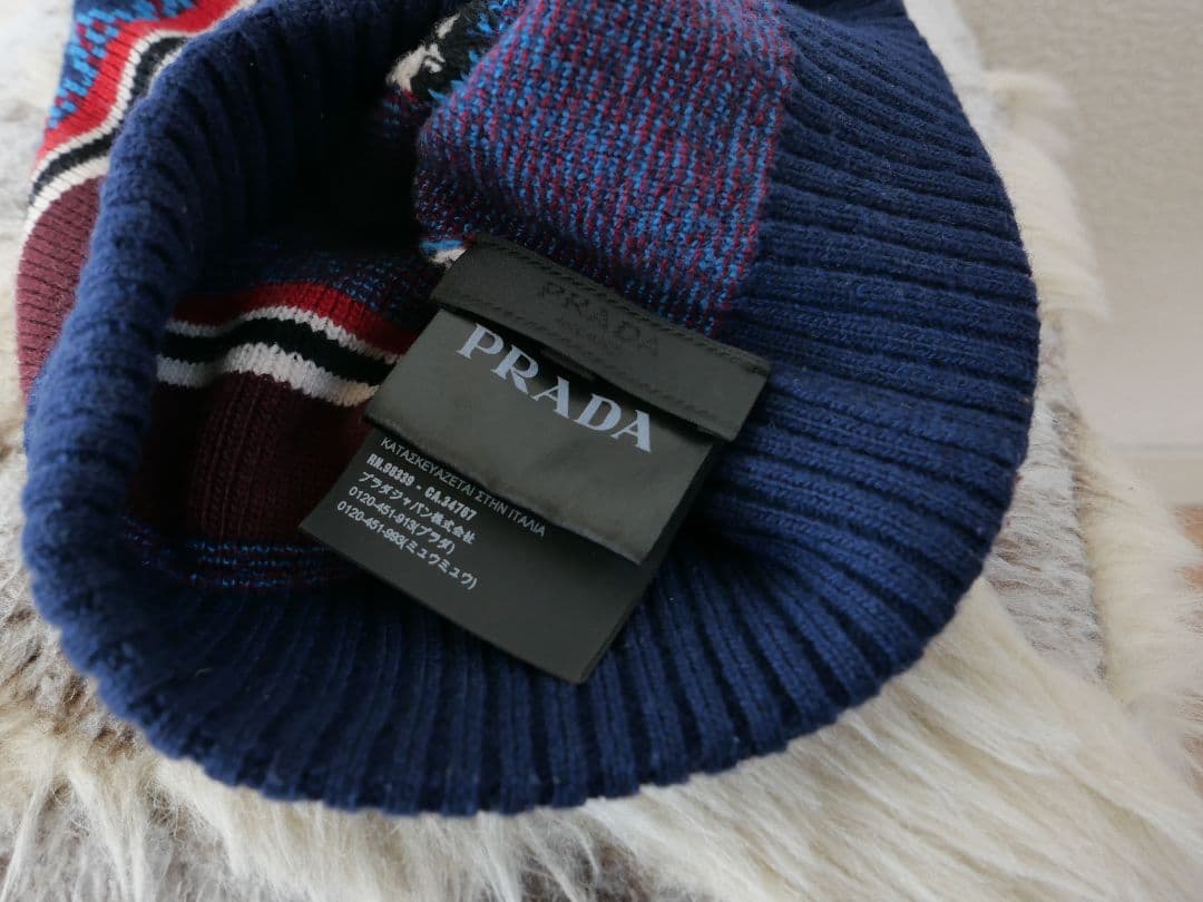 PRADA　ニット帽
