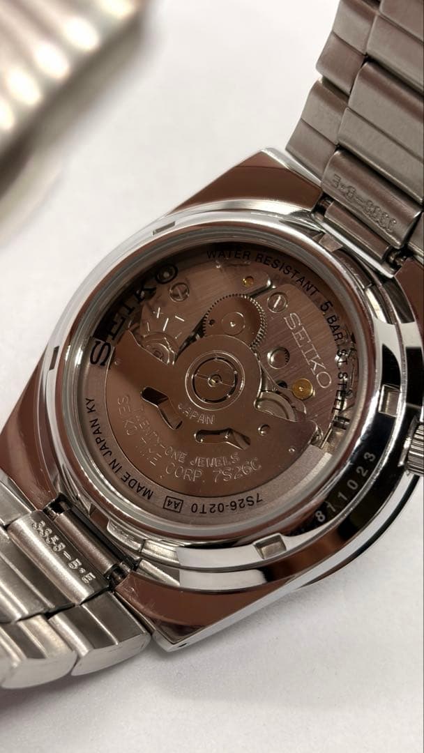 ち*こ様 SEIKO SNKD97J1 セイコー白い稲妻