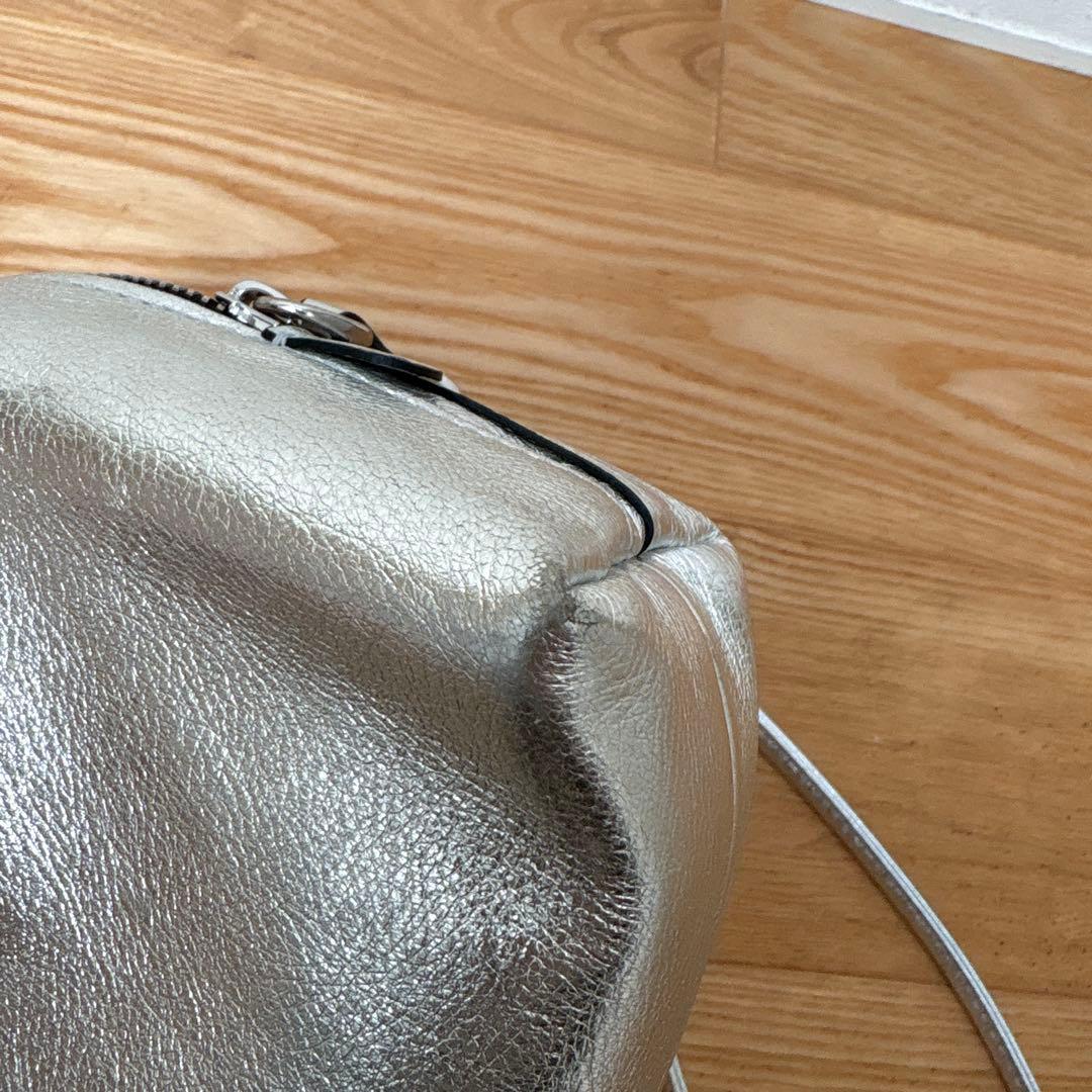 GIANNI CHIARINI シルバー ショルダーバッグ　アリファS