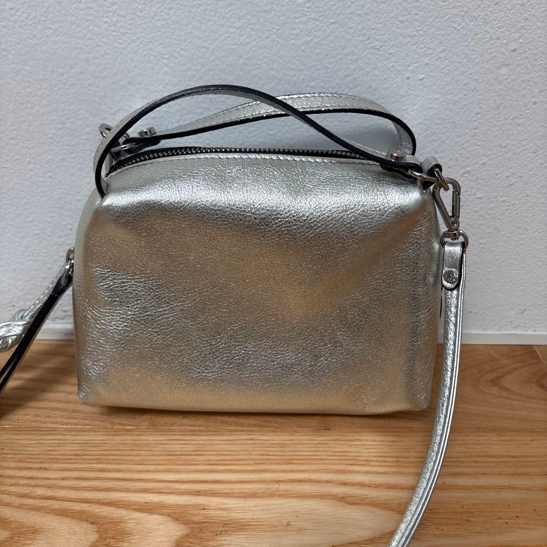 GIANNI CHIARINI シルバー ショルダーバッグ　アリファS