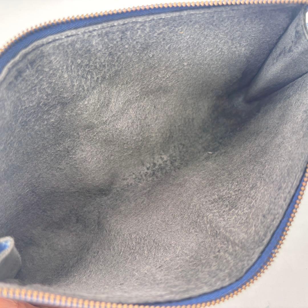 ルイヴィトン M52945 エピ ポシェット アクセソワール ポーチ ブルー