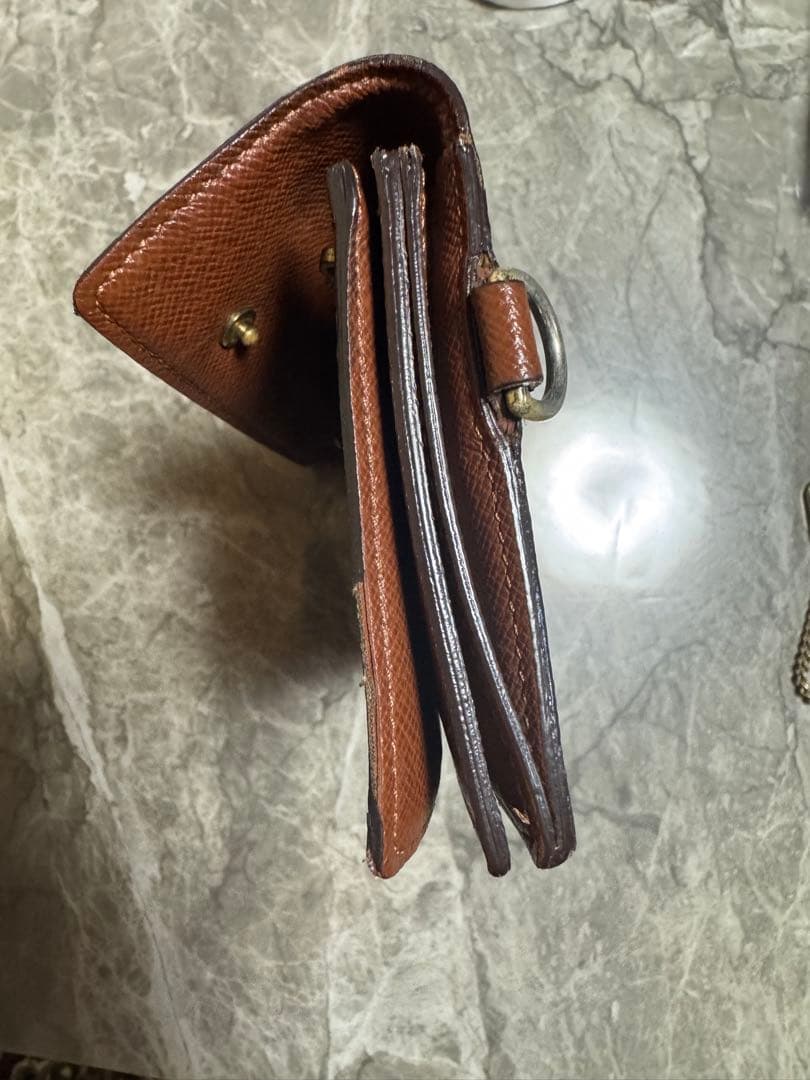 ルイビトン　チェーン付き財布