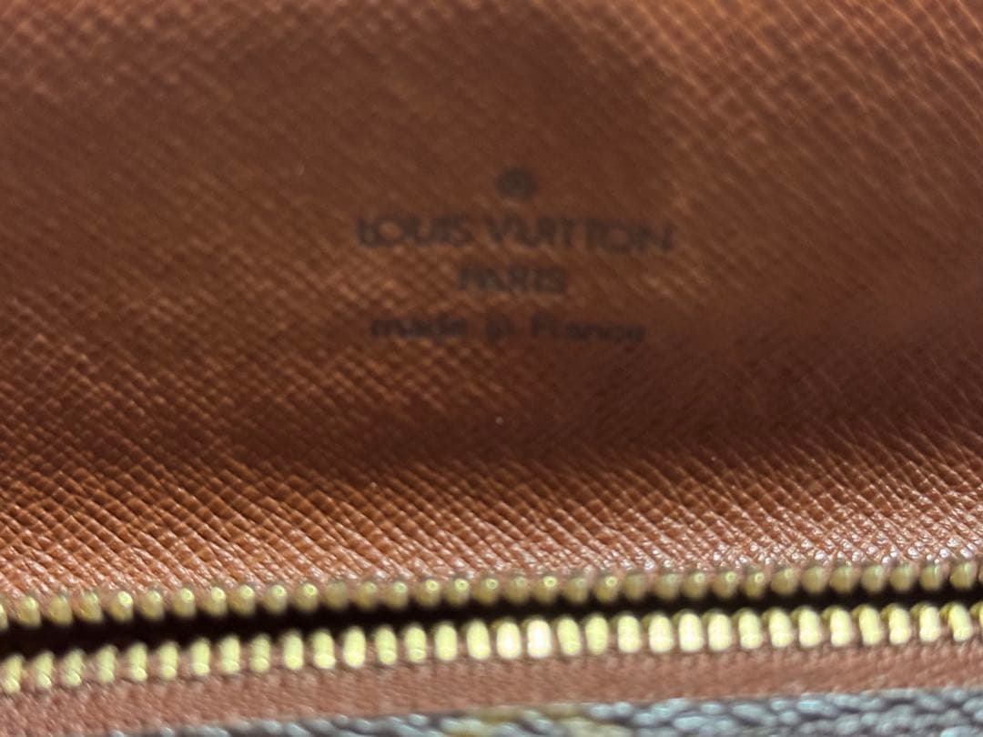 ルイビトン　チェーン付き財布