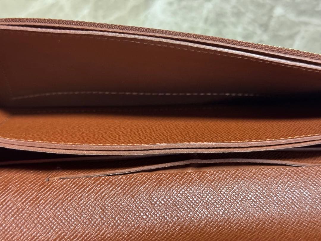 ルイビトン　チェーン付き財布