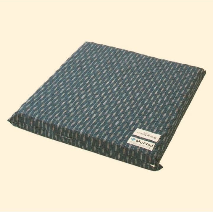 日本将棋連盟×昭和西川 待望のコラボ「対局用ムアツ座布団」