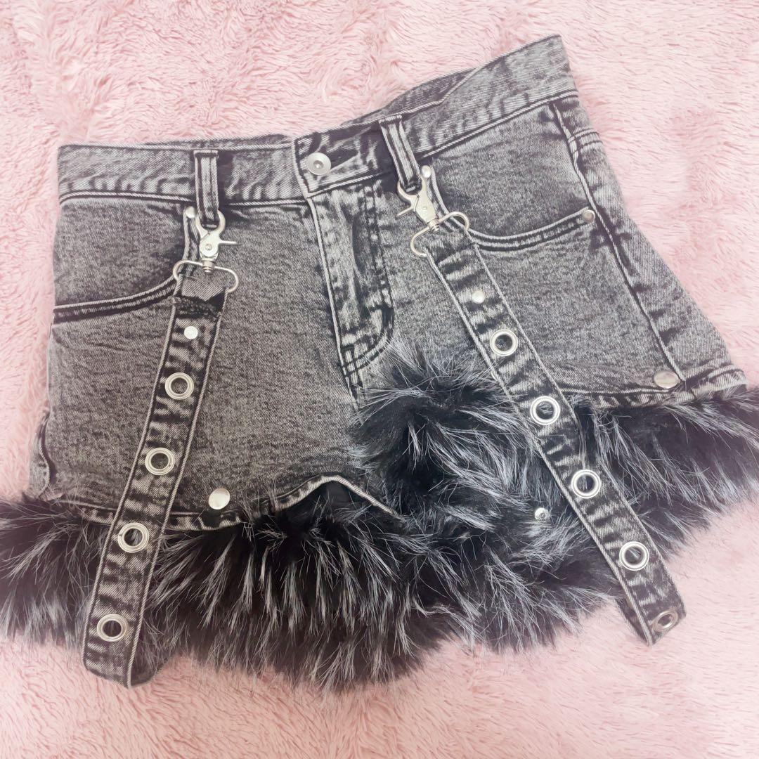 め*ぅ様 REFLEM【レフレム】ファー付デニムショーツ グレー