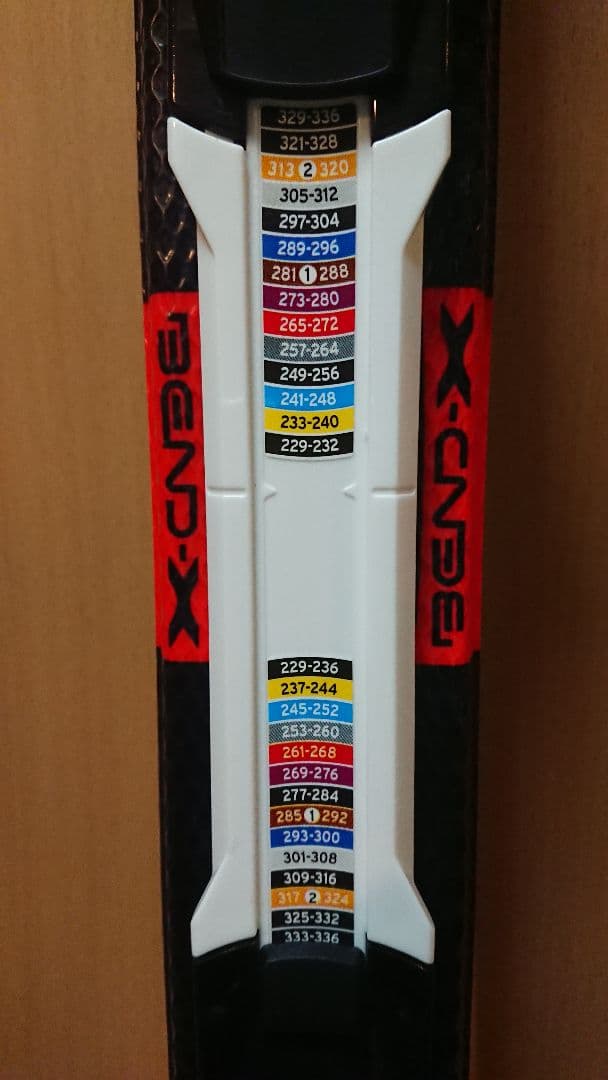 ATOMIC 150㎝ 簡単調整229～336㎜ アトミック J2 スキー板