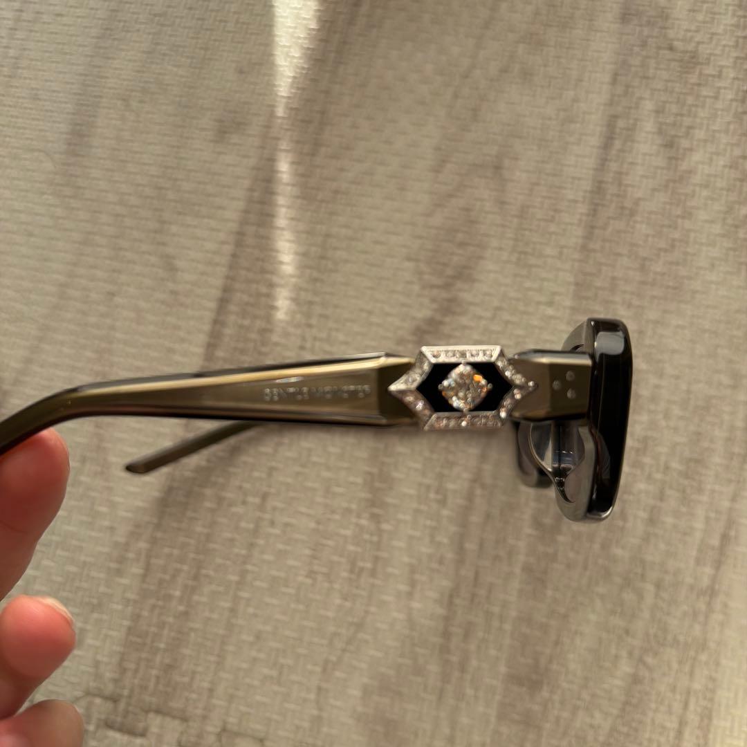 小物 GENTLE MONSTER phantom BRC16