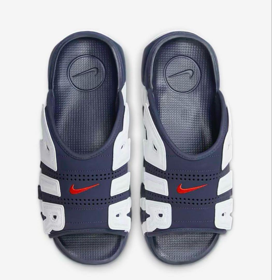 28ネイビー　NIKE エアモアアップテンポ　サンダル