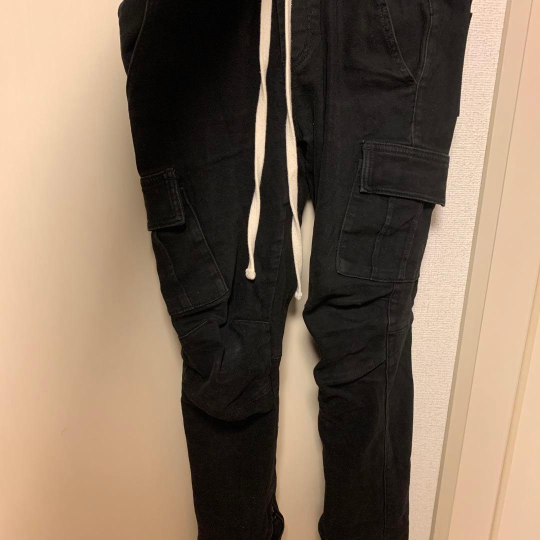 ミニマルカーゴパンツ