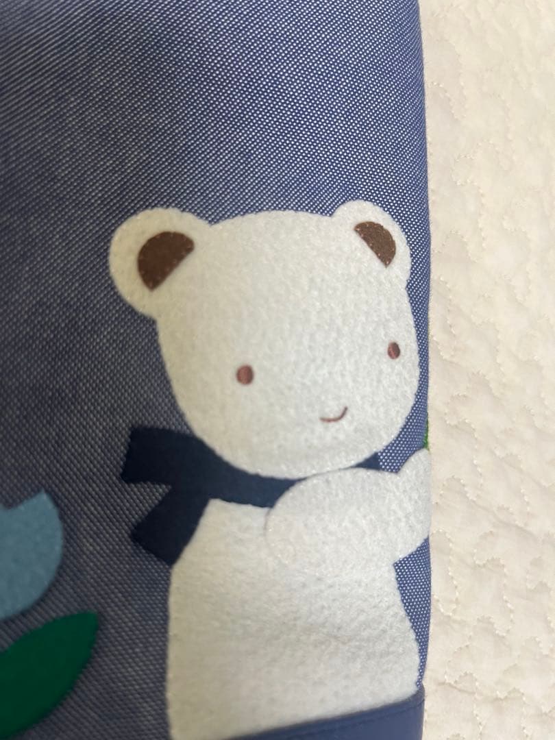 ファミリア　デニムバッグ　クマと女の子　手刺繍