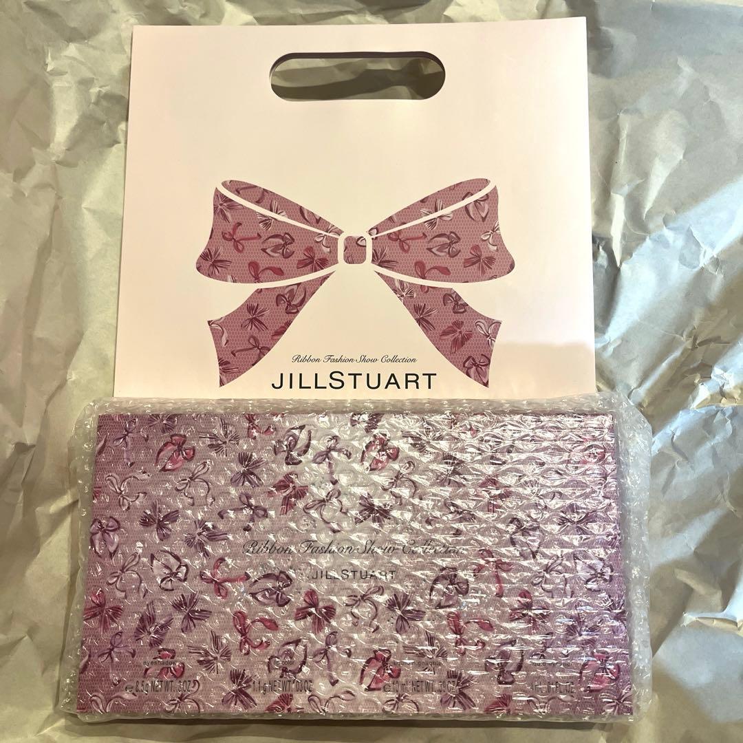 ☆新品未開封☆ JILLクリスマスコフレ2025 おまけ2024ポーチ付き